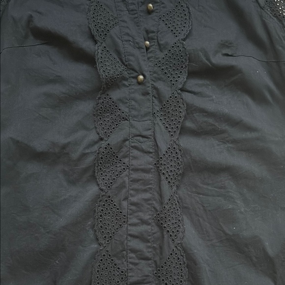 Elegant Black eyelet Trim Dress - Picture 3 of 5